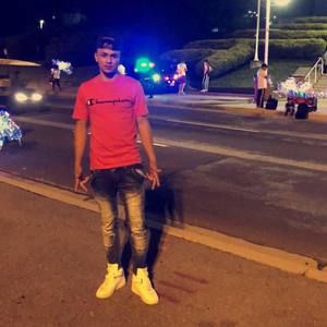 Meet your Posher, Hernandez